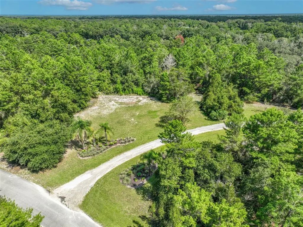 261 Seminole Woods Boulevard, GENEVA