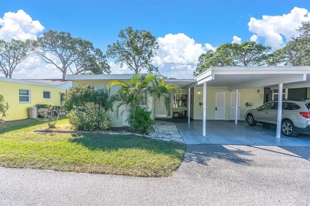 3528 Silver Pine Court 89, SARASOTA