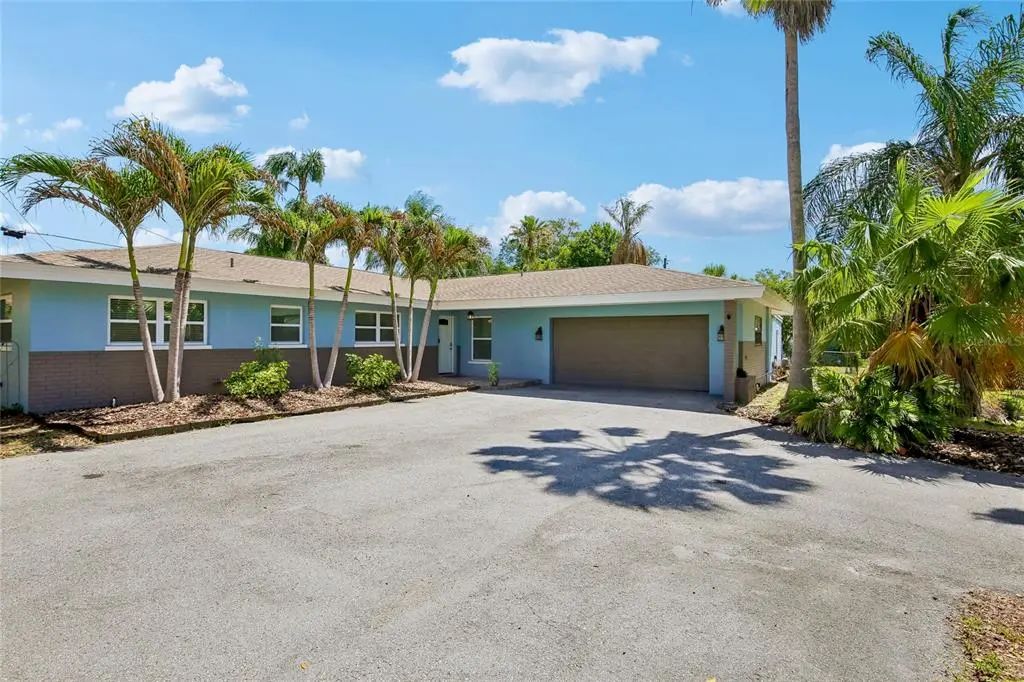 1872 Hunt Lane, CLEARWATER