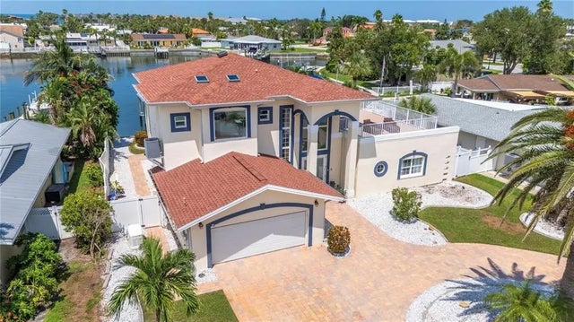 2188 Louisa Drive, BELLEAIR BEACH