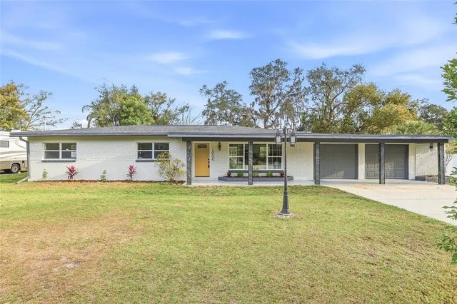 1005 Cedar Lake Drive, TAMPA