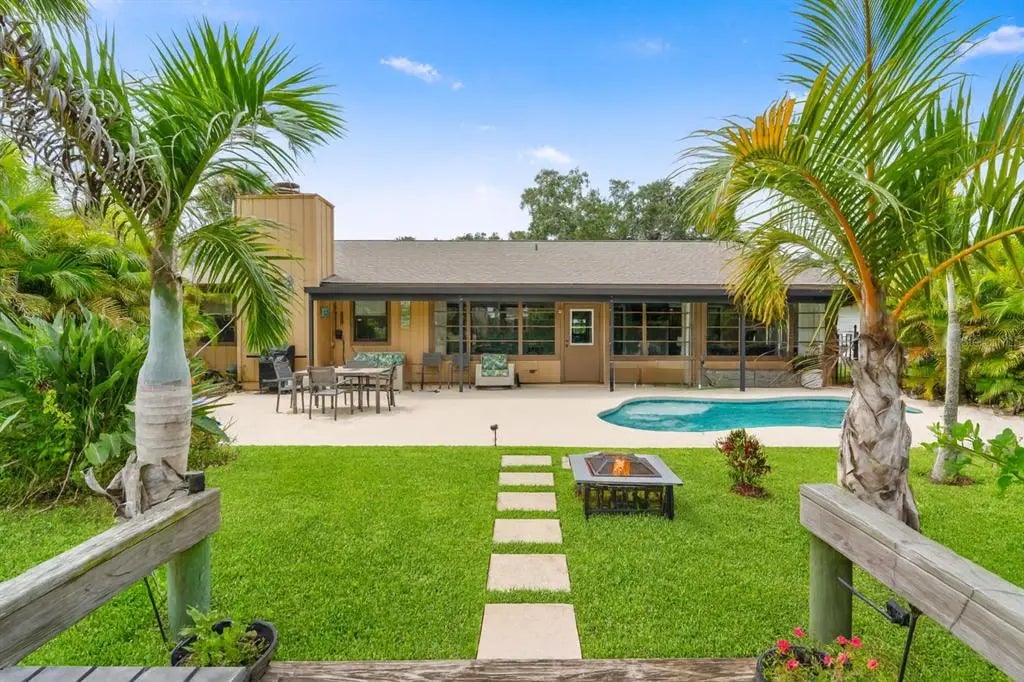 1219 Wayne Avenue, NEW SMYRNA BEACH