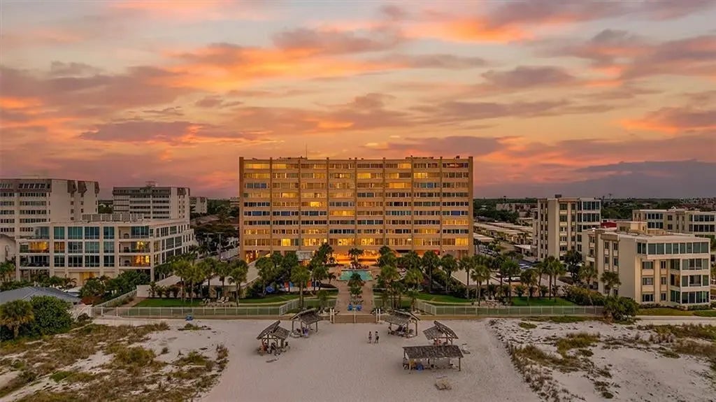 6140 Midnight Pass Road 501