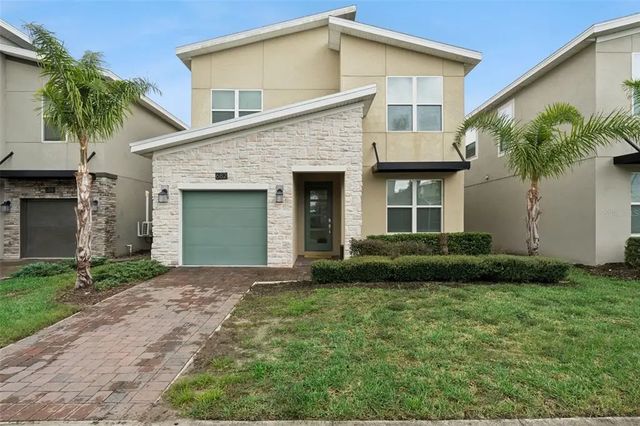 682 Whistling Straits Boulevard, DAVENPORT