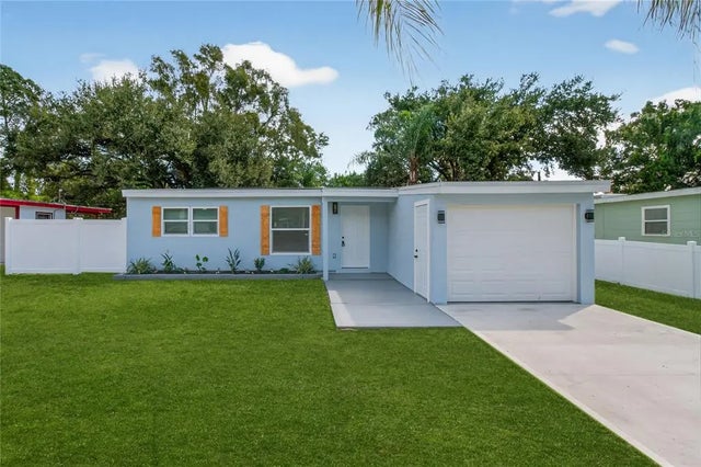 207 Melody Lane, LARGO