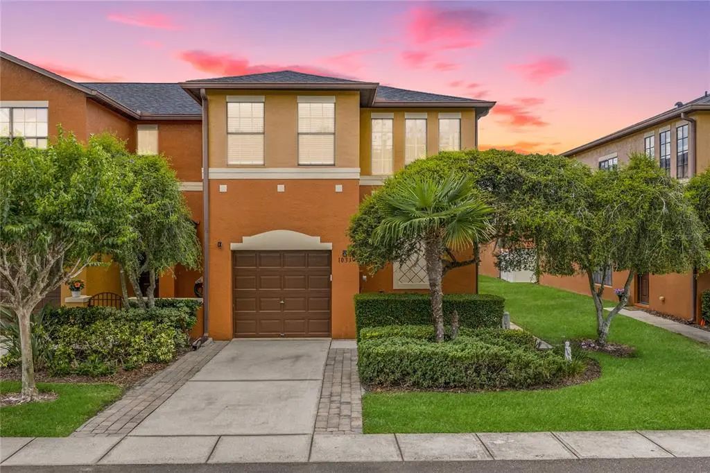 1033 Blackwater Drive, WESLEY CHAPEL