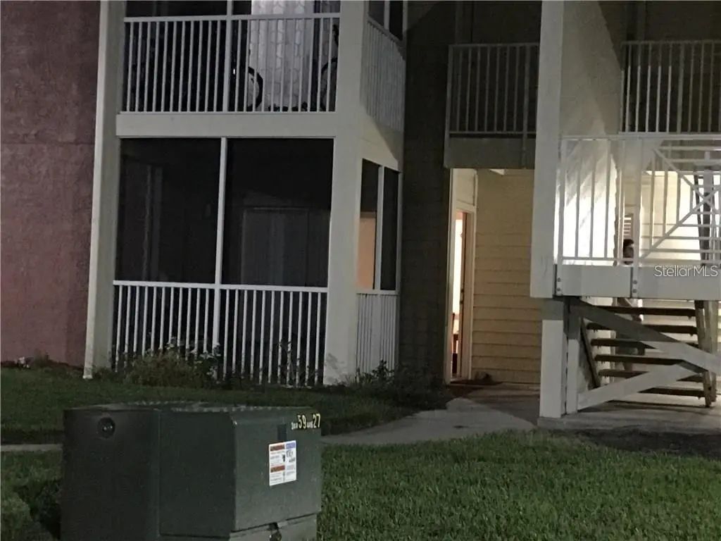 804 Lake Haven Square 101, BRANDON