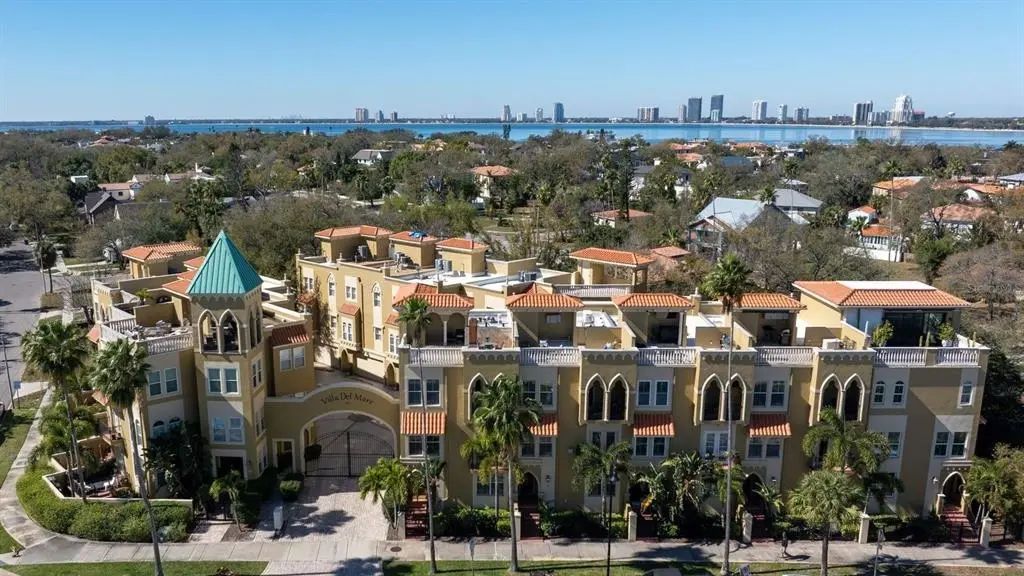 114 E Davis Boulevard 4, TAMPA