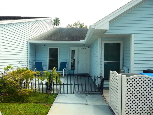 16221 Rambling Vine Drive W, TAMPA