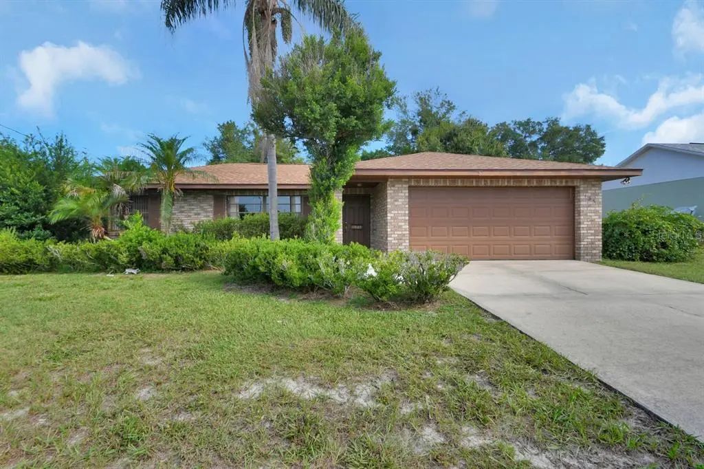 135 E Iris Drive, ORANGE CITY