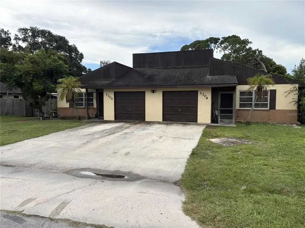 2204 54th Avenue Drive W, BRADENTON