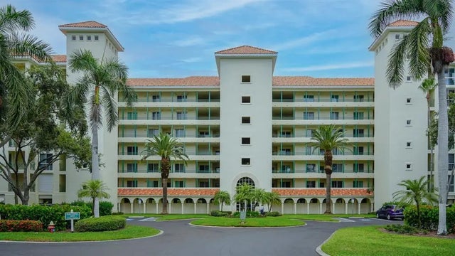 4801 Osprey Drive S 107, ST PETERSBURG