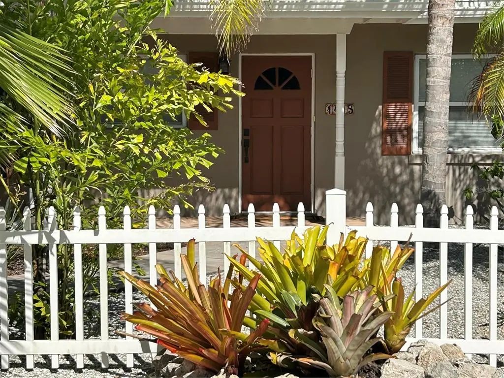 1415 S School Avenue