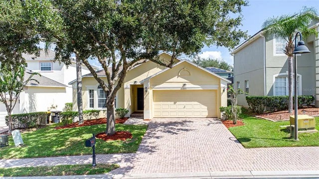 124 Lancaster Drive, DAVENPORT