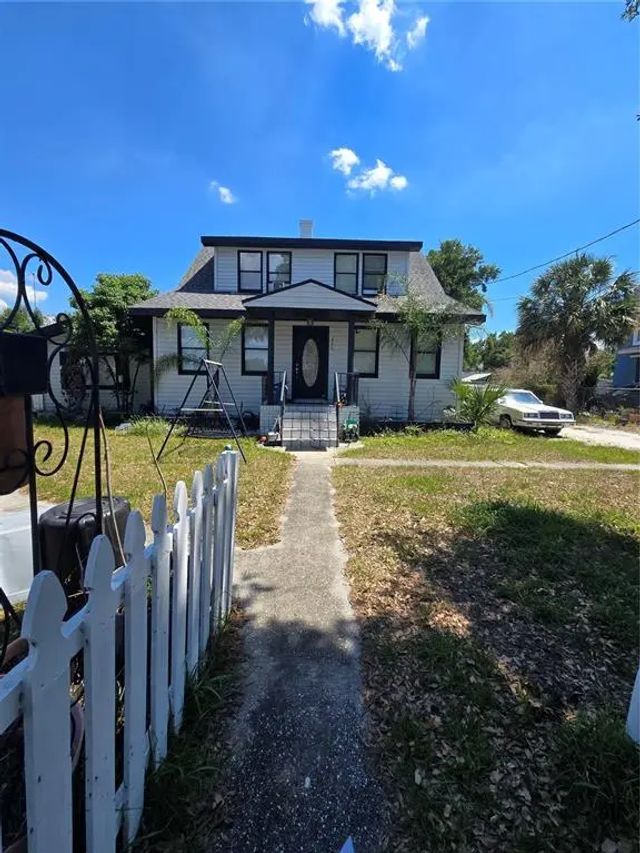 820 Avenue Z Nw, WINTER HAVEN