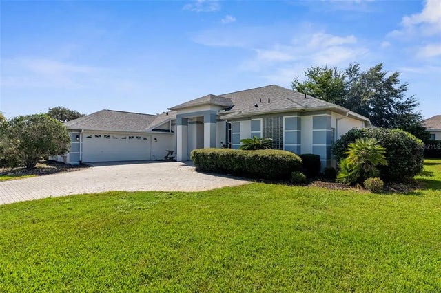 8402 Maybelle Drive, WEEKI WACHEE