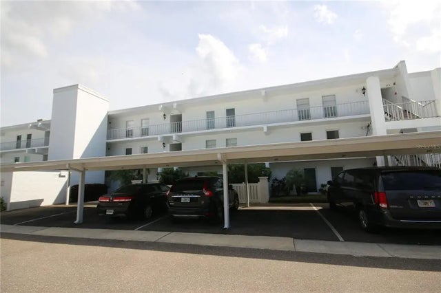 1655 S Highland Avenue I282, CLEARWATER
