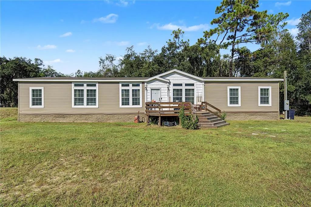 30436 Calle Lane, WESLEY CHAPEL