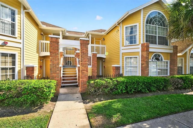 2468 Sweetwater Club Circle 110, KISSIMMEE