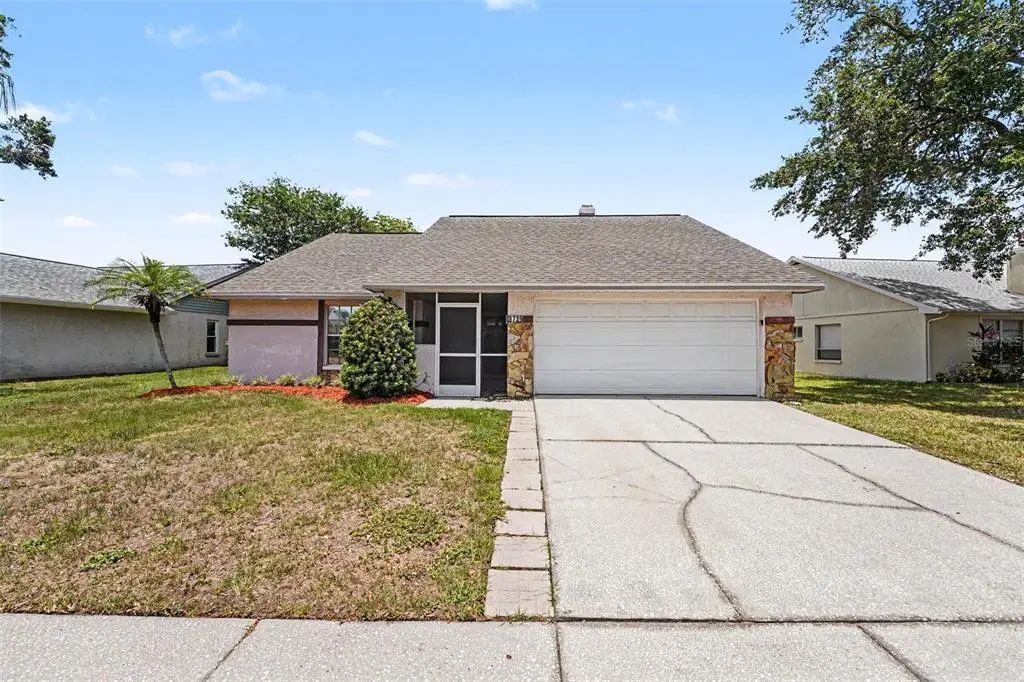 8739 Osage Drive, TAMPA