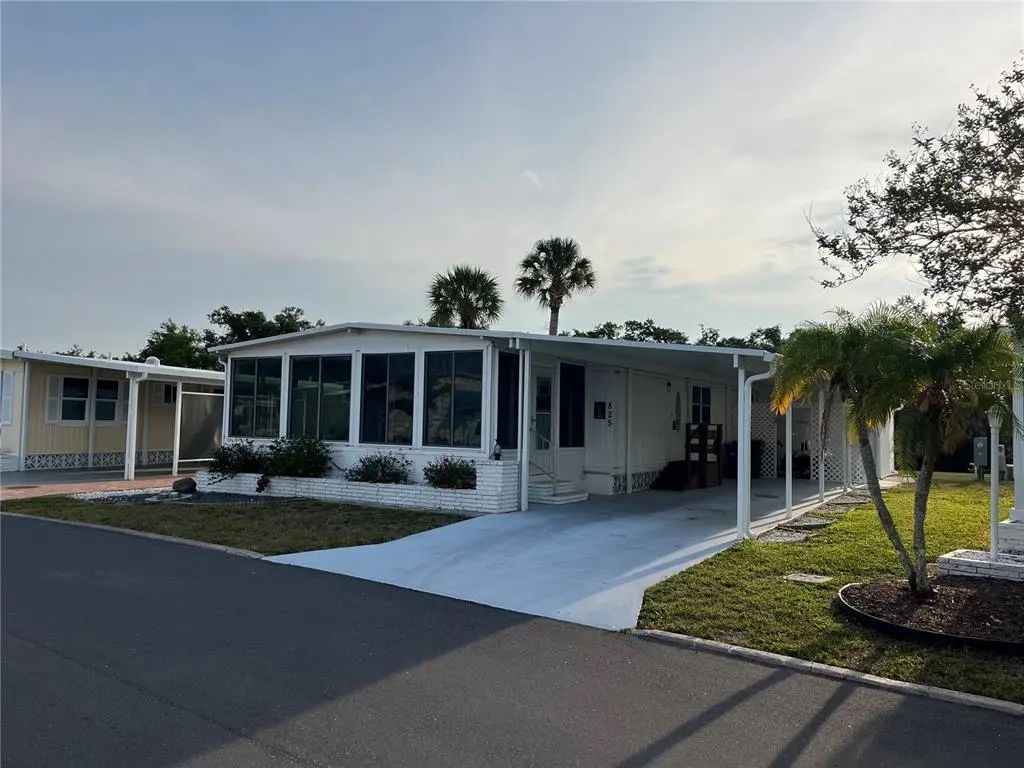 825 Jolanda Circle, VENICE