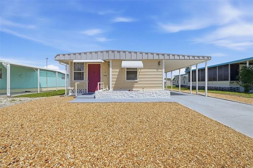 12110 Pawnee Drive, HUDSON