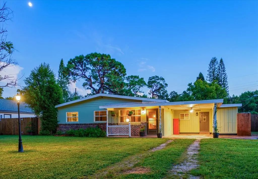 1907 Lakewood Drive, CLEARWATER