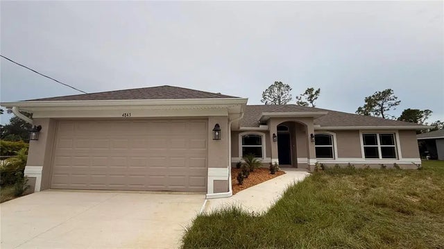 4843 Laskey Avenue, NORTH PORT