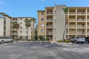 3500 Lake Bayshore Dr K101, BRADENTON