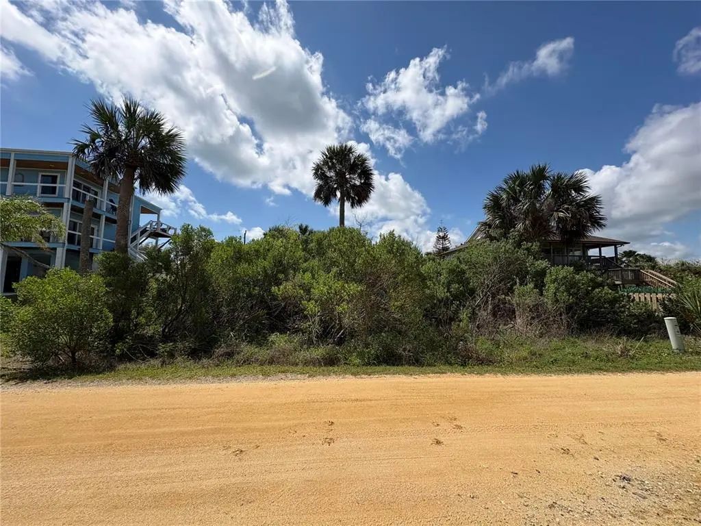 16 Oceanside Drive, PALM COAST