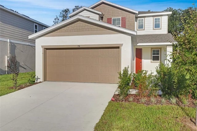 738 Lake Dell Avenue, DUNDEE