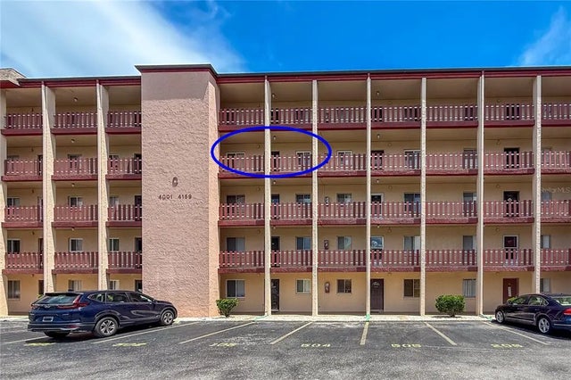 4103 Lake Bayshore Drive 404, BRADENTON