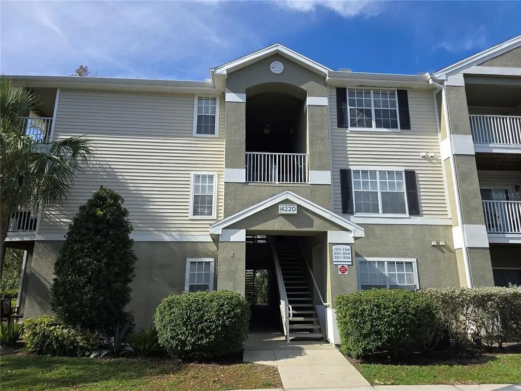 4220 Summer Landing Drive 301, LAKELAND