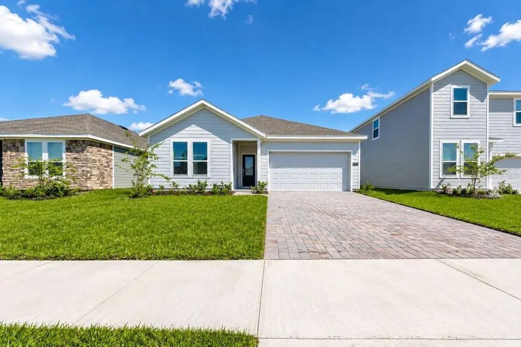 5126 Flaxleaf St, ST CLOUD