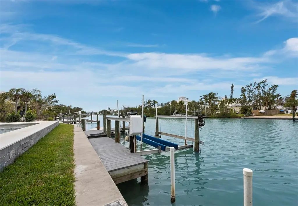 Gulf Shores Realty: 83 5ec2a44aa55734d07e4d2a26937d6800 l