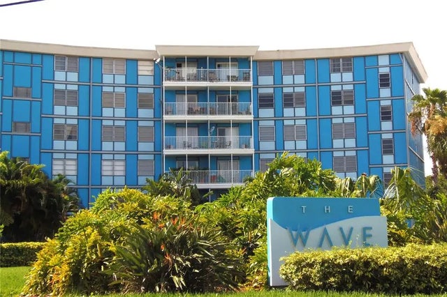 3315 58th Avenue S 310, ST PETERSBURG