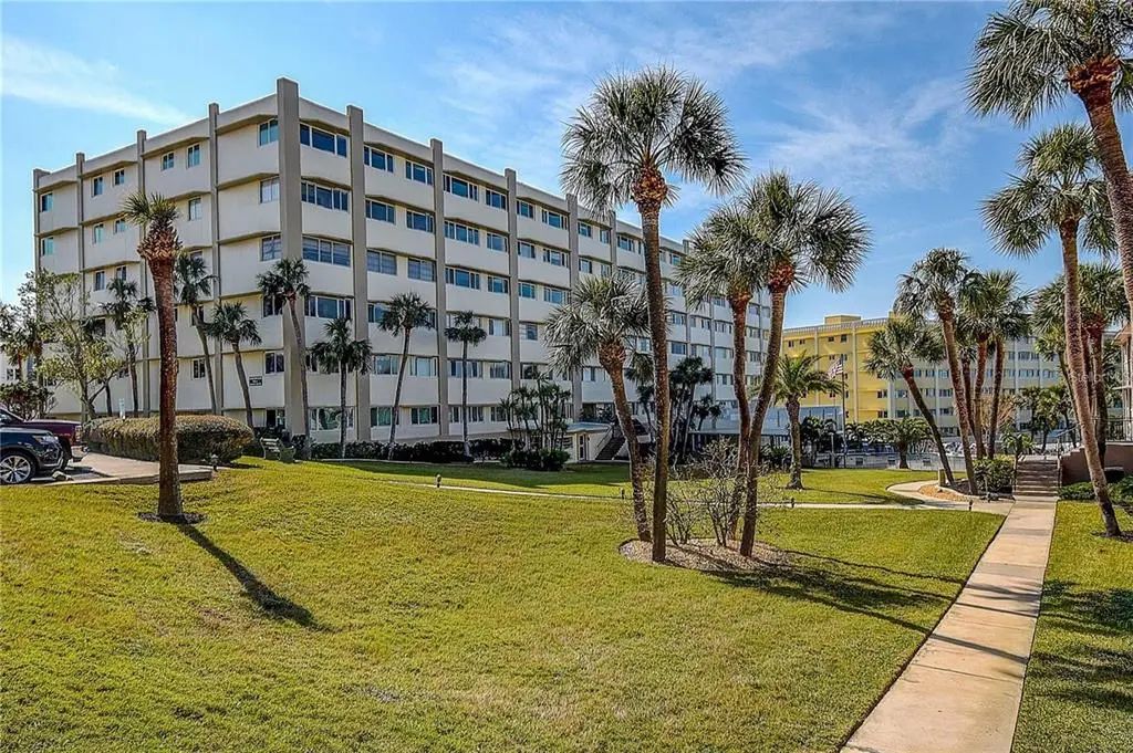 100 Bluff View Drive 514a, BELLEAIR BLUFFS