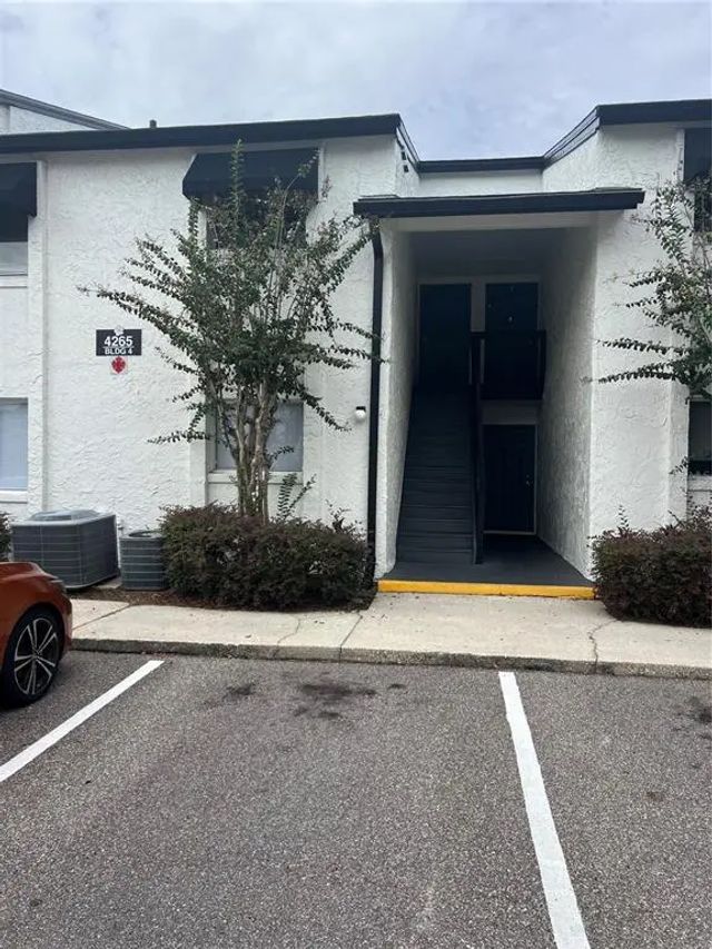 4265 S Semoran Boulevard 4, ORLANDO