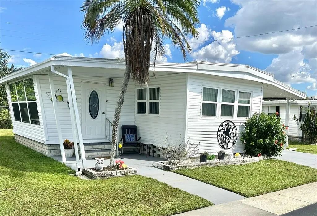 2000 E Bay Drive 48, LARGO