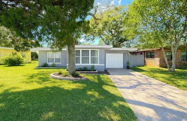 808 Derbyshire Road, DAYTONA BEACH