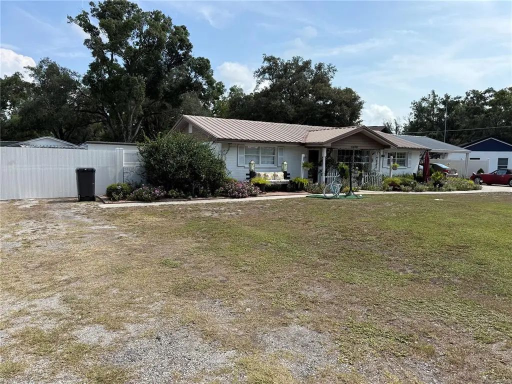 5408 Eureka Springs Road, TAMPA