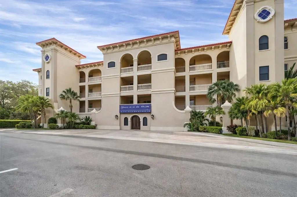 7804 Lake Vista Court 404, LAKEWOOD RANCH