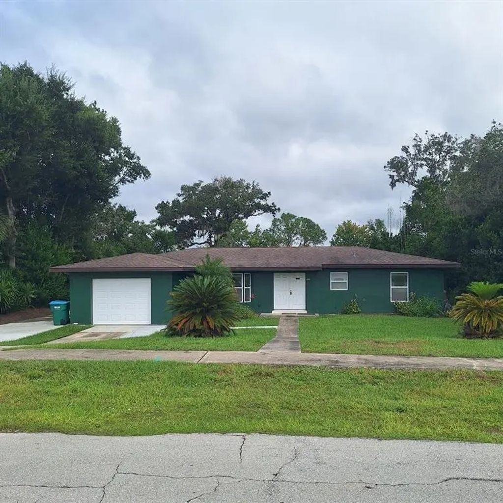 1670 N Page Drive, DELTONA