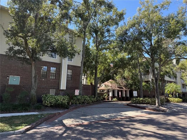 1000 W Horatio Street 215, TAMPA