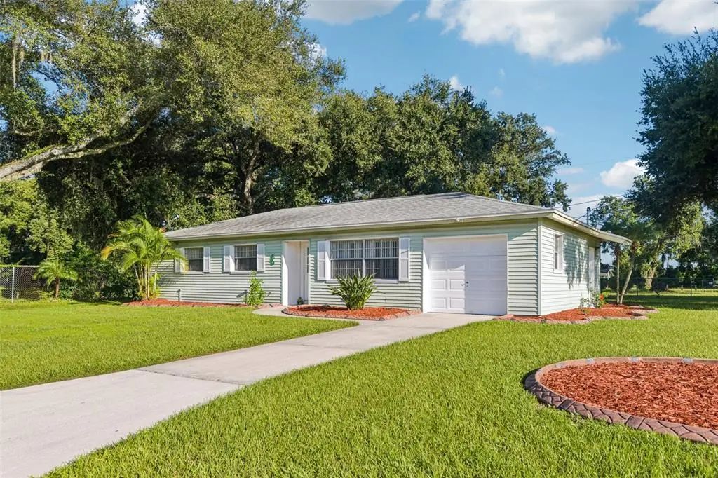 101 Jean Ann Avenue, SEFFNER