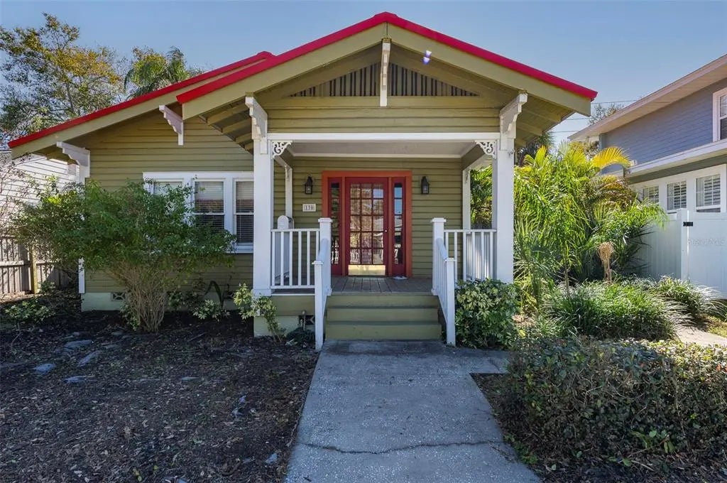 130 22nd Avenue Ne, ST PETERSBURG