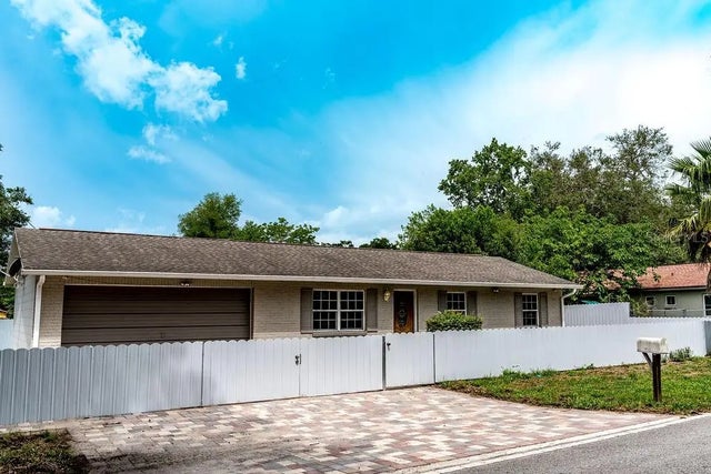 6423 Boxwood Street, BROOKSVILLE