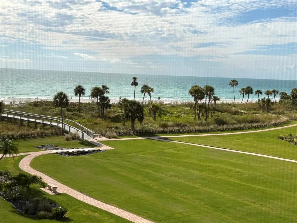 1425 Gulf Of Mexico Drive 308, LONGBOAT KEY