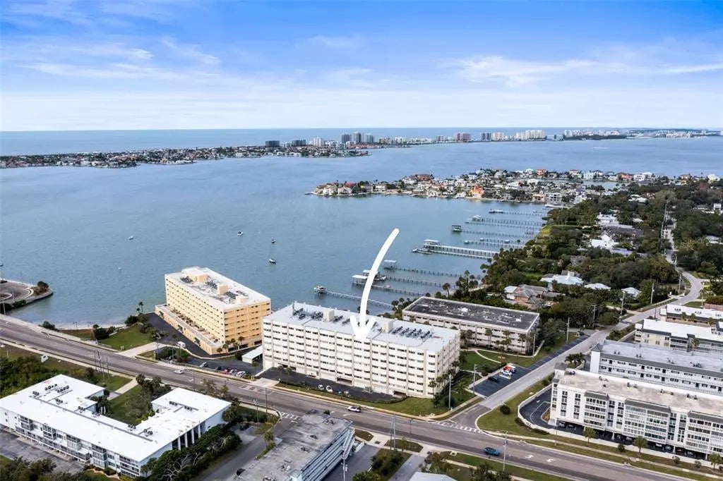 100 Bluff View Drive 609a, BELLEAIR BLUFFS