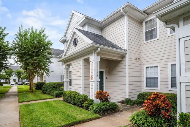 200 Southern Pecan Circle 206, WINTER GARDEN